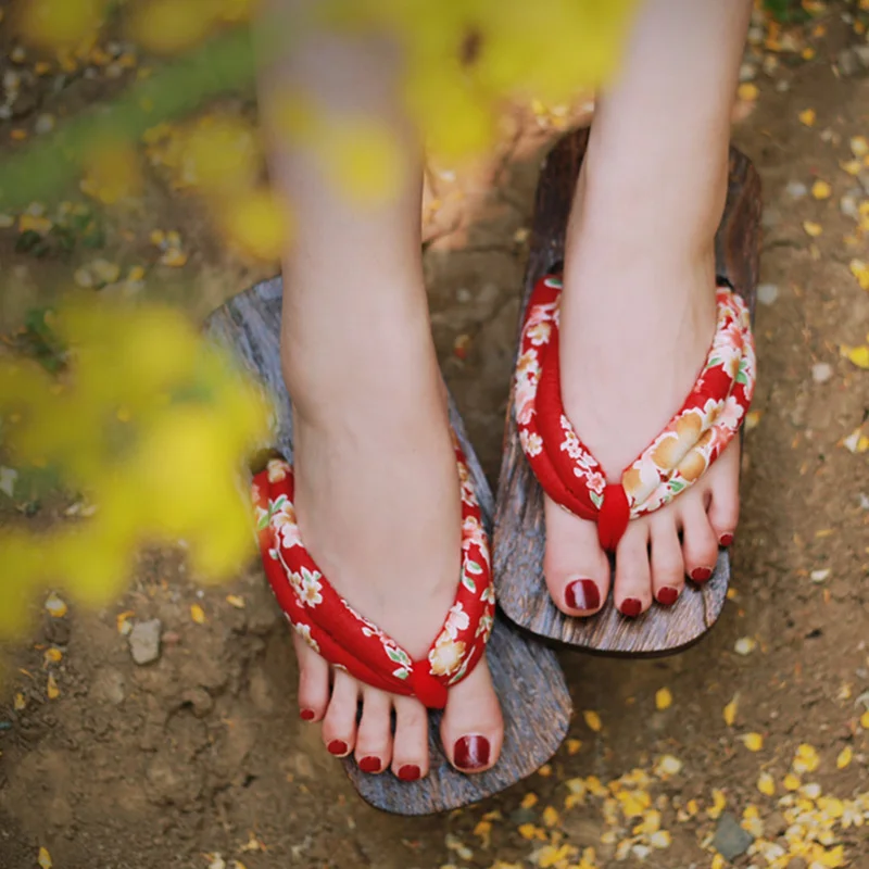 Женские сандалии для косплея с – обзор и цена Geta Wooden Sandal